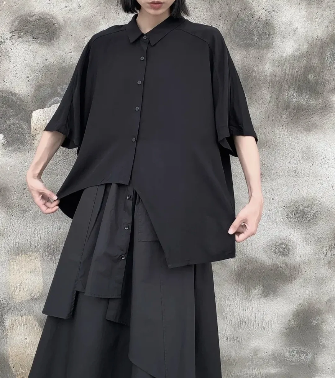 

Dark Irregular Pleat Design Short Sleeve Loose Fit Thin Cotton Shirt for Women Summer Style Korean Collar Button up Top