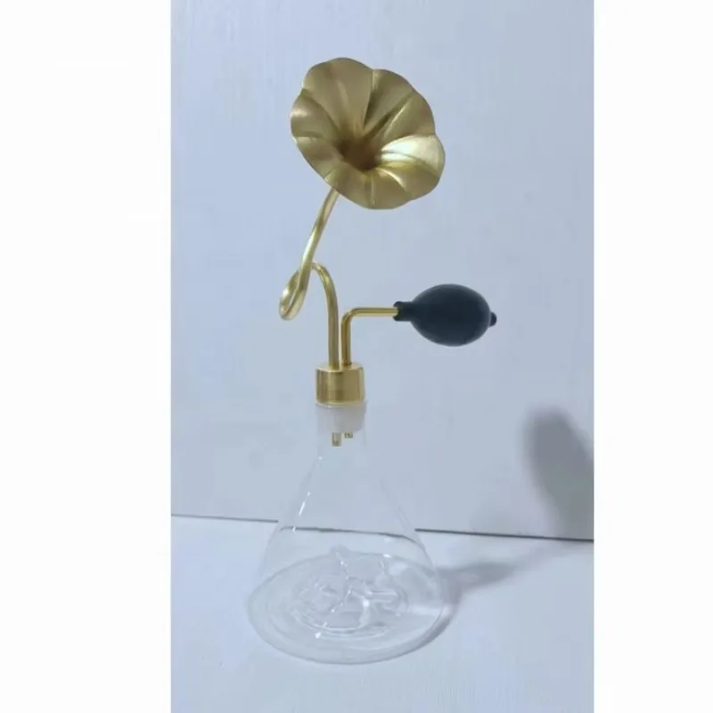 

2026 New Design 500ml Large Brass Perfume Fragrance Tea Smelling Bottle Essential Oil Coffee Glass Bottles Brass Smell Device