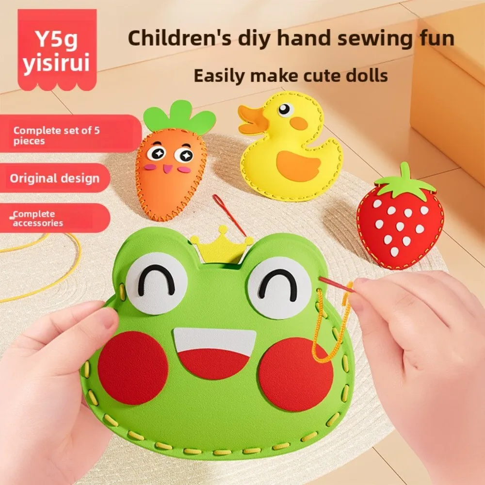 

Kids Sewing Kit EVA Craft Pendant DIY Doll Ornament Gift Handmade Fabric Accessory for Creative Play and Learning Activities