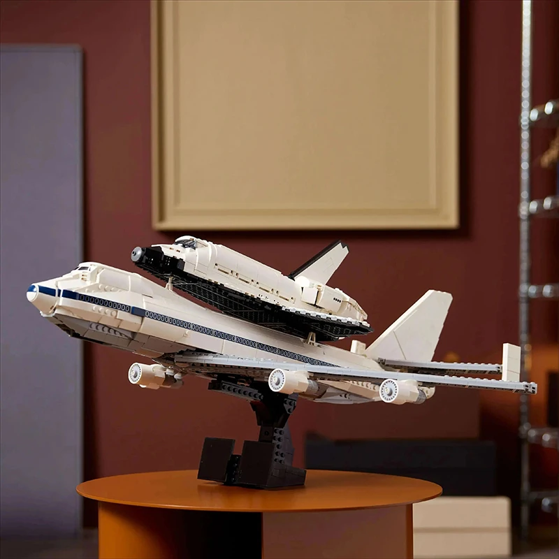 

2025 New Shuttle Carrier Aircraft Building Blocks Space Plane Bricks DIY Assemble Model Educational Toy For Adult Children Gifts