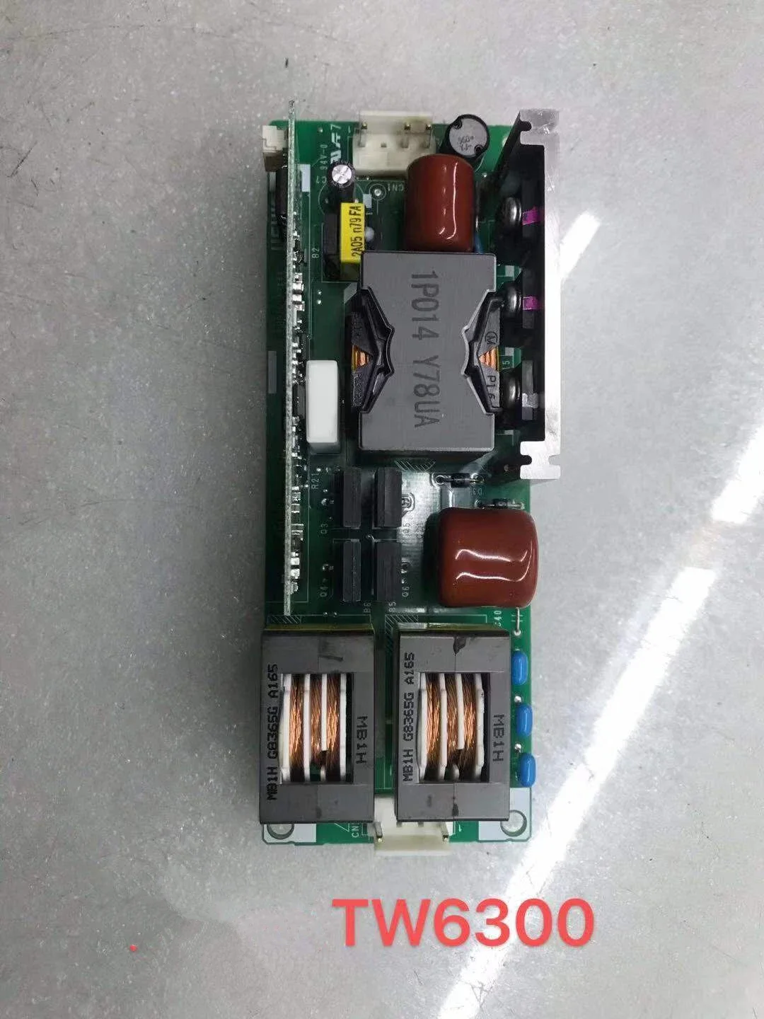 CN-KESI جديد الأصلي PHG251A3GY مصباح بروجيكتور سائق الصابورة