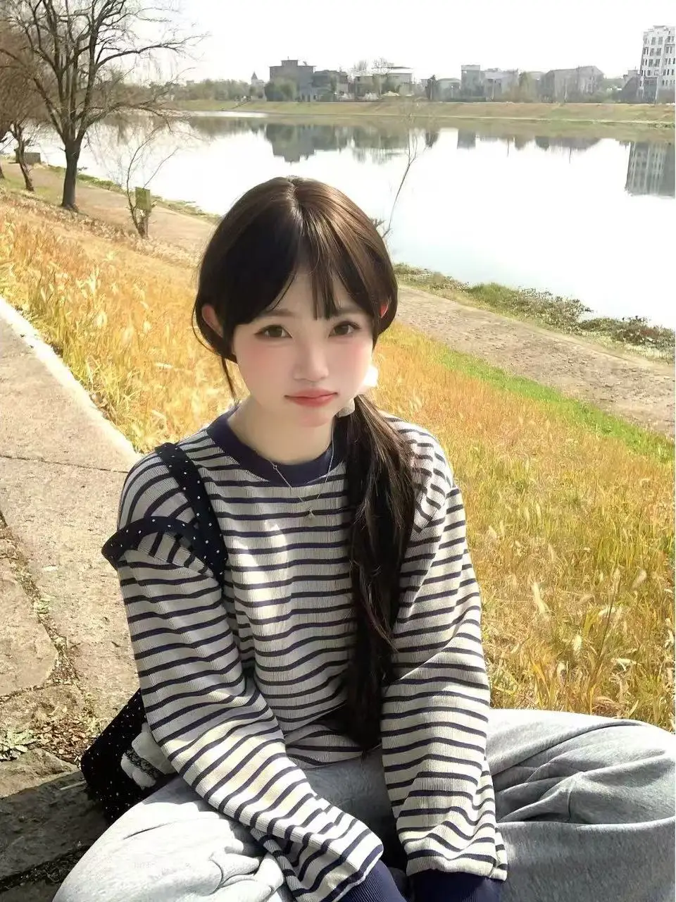 

Ретро-свитшот в американском стиле с полосками, круглым вырезом, для женщин, весна-осень, свободный крой, с длинными рукавами, топ в стиле кэжуал.