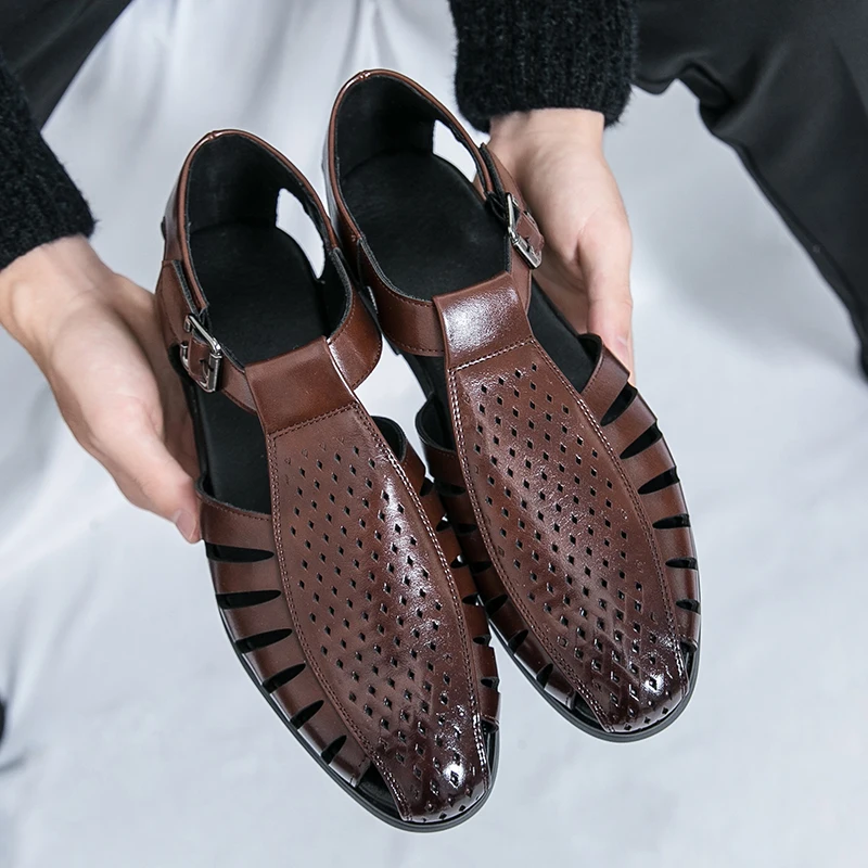 

Men Breathable Sandals Fashionable Hollow Out Low Heel Comfortable Business Men Sandals