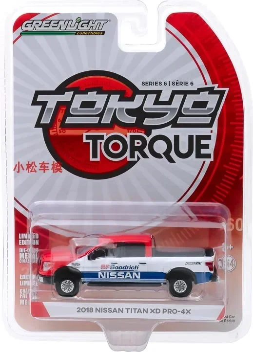 

1: 64 Tokyo Series 6-2018 Nissan Pickup Taxi Head Alloy car model collection gift ornaments