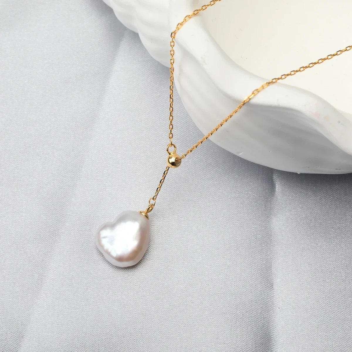 Natural freshwater heart-shaped Baroque pearl Y-shaped chain slanted pendant S925 Sterling Silver necklace adjustable love gift