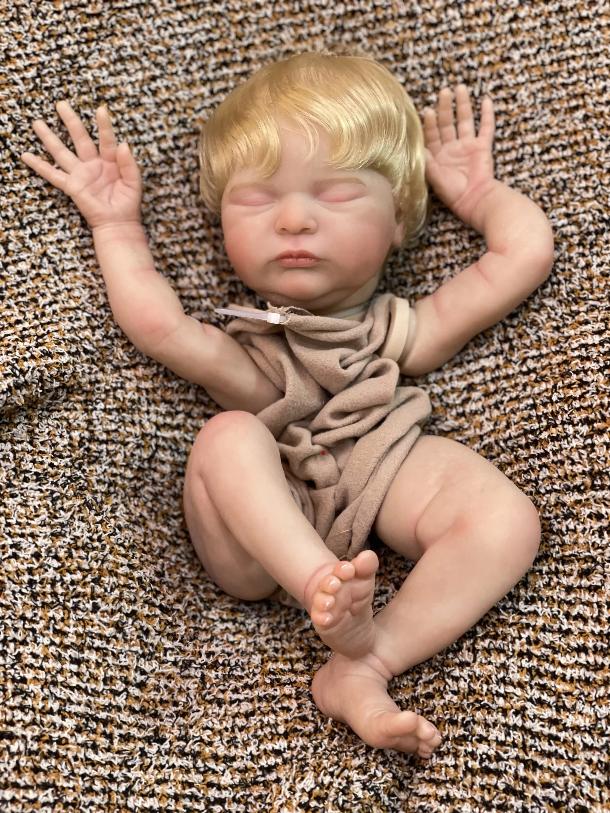 20" Laura Reborn Babypuppen-Kits, handgefertigt, bemalt, unvollendet, weiche Vinyl-Teile, lebensechte Reborn-Puppen-Kit, Spielzeug für Geschenk der Familie
