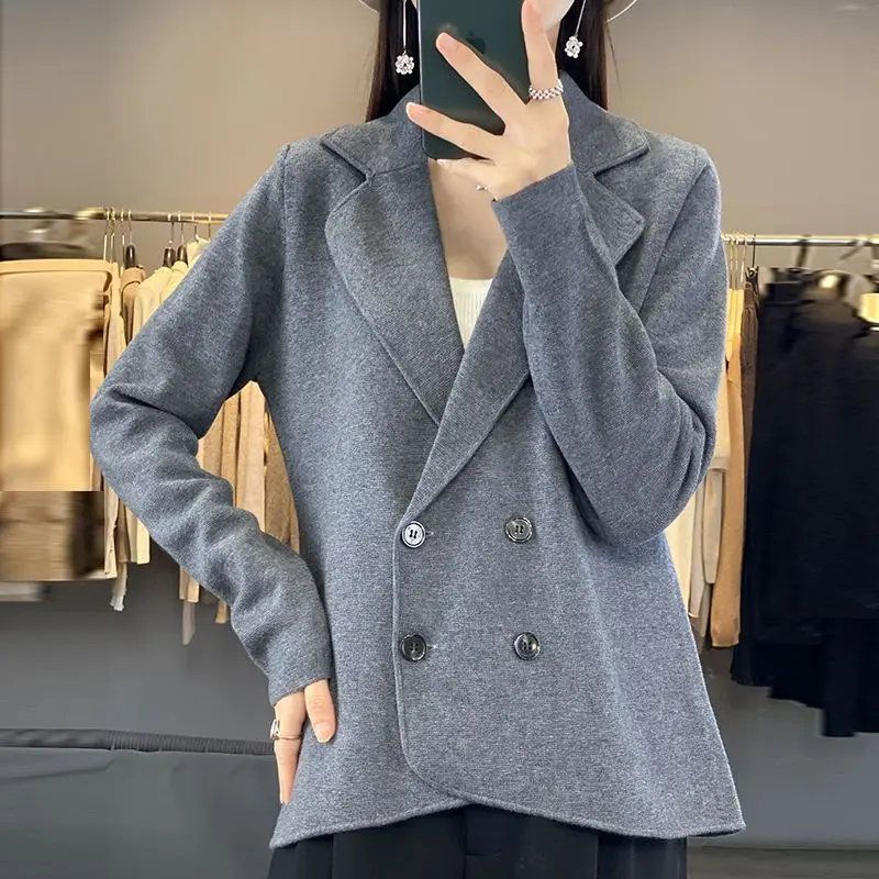 2024 Autumn New Simple Solid Knitted Cardigan Double-Breasted Coat Women Fashion Tailored Collar Versatile Casual Top Tren