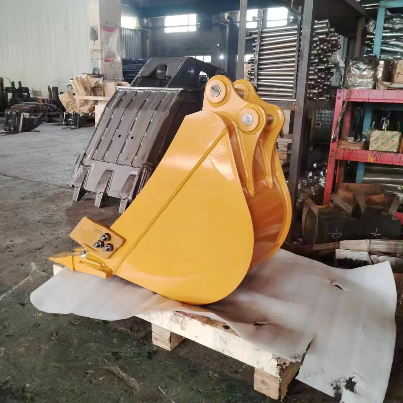 Q355B Mn Steel Mini Excavator Attachments Excavator Standard Bucket 400 Mm Width Bucket