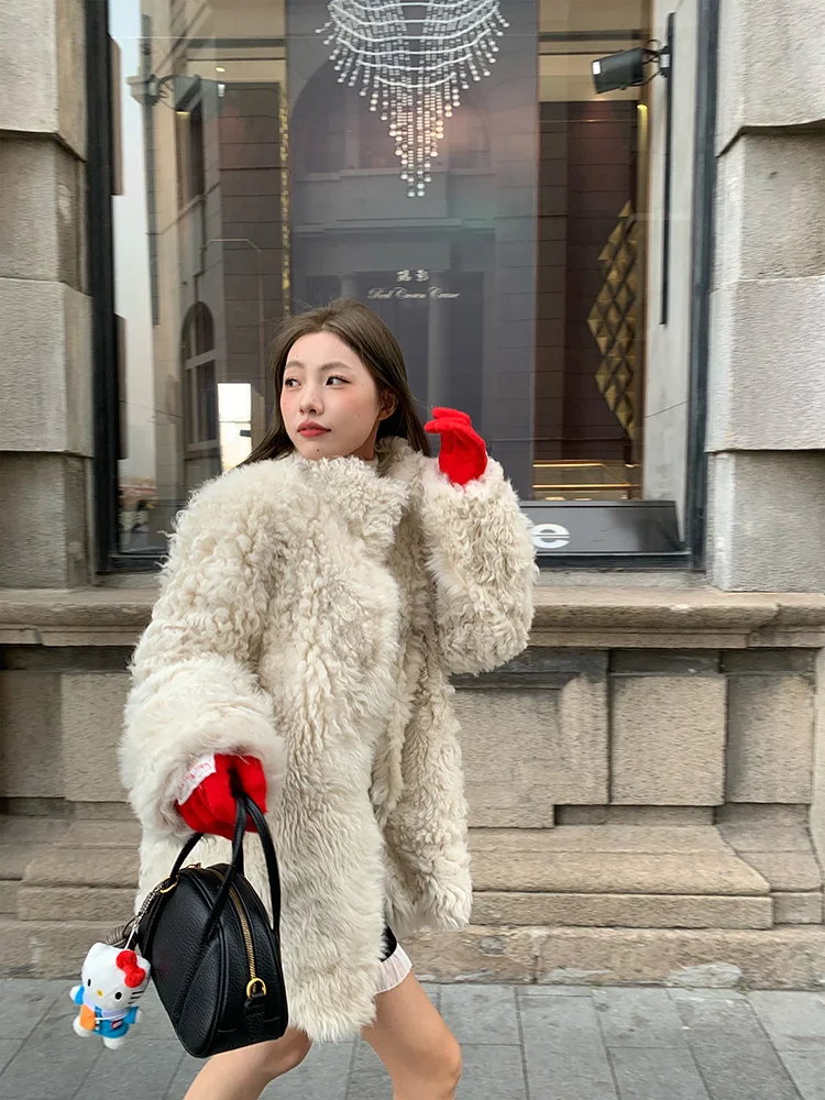 토카 리얼 퍼 2024 신상 여성용 보온 일체형 아우터웨어 긴 소매 라운드 넥 출퇴근 스타일 한국 버전