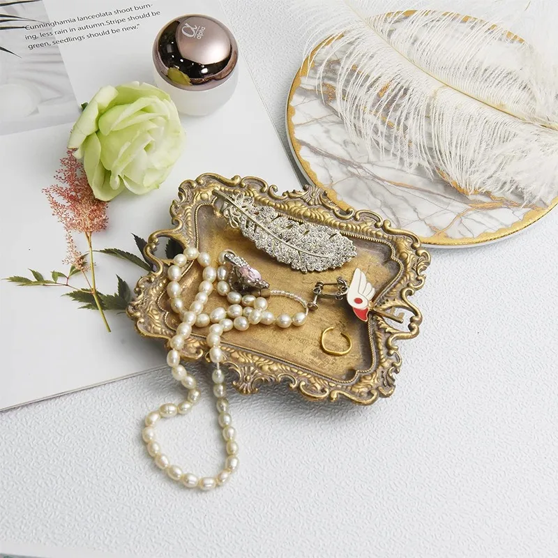 European Retro Old Large Jewelry Tray Ring Rack Jewelry Storage Tray Jewelry Tray Dressing Table Desktop view 2