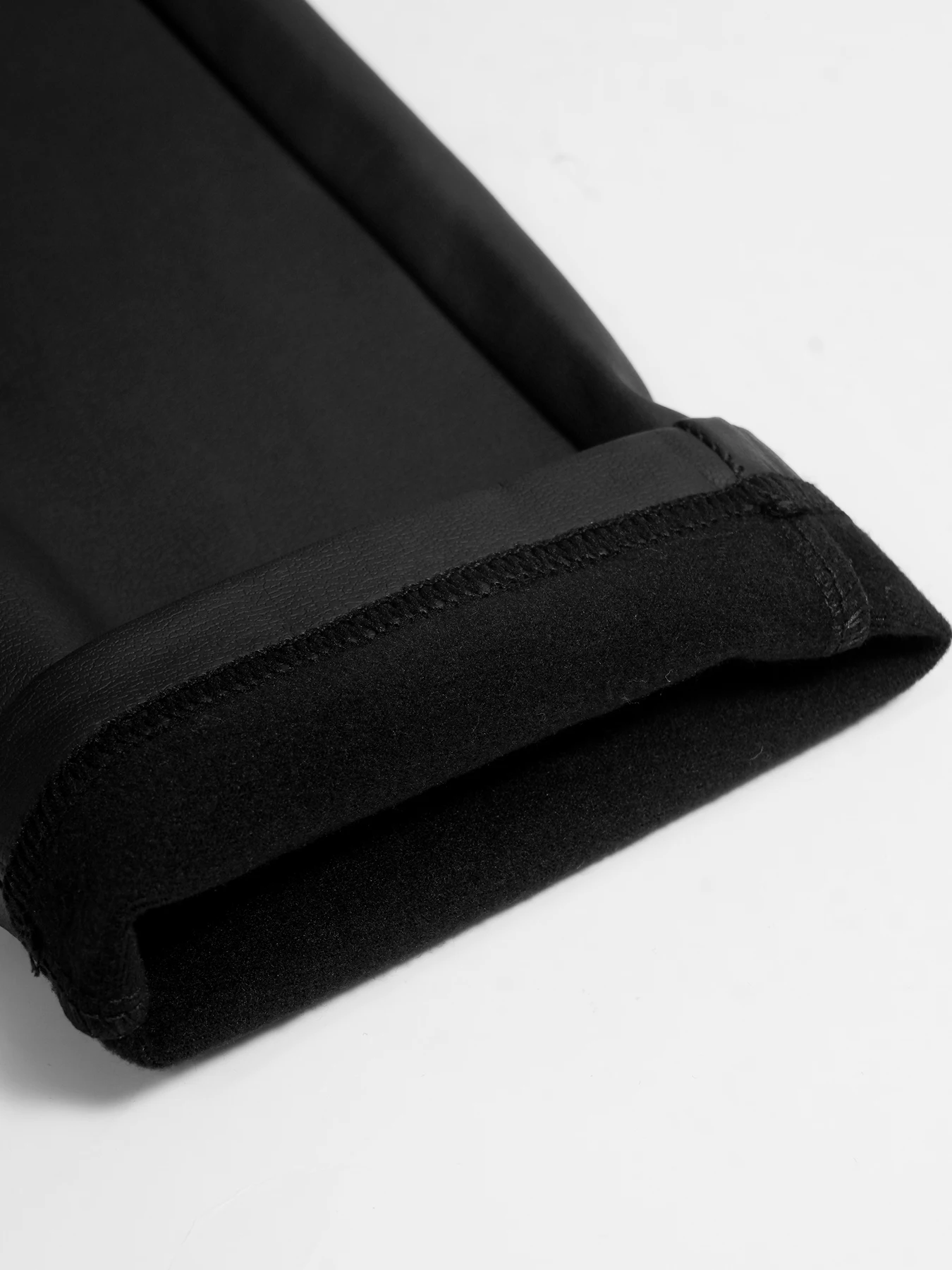 กางเกงเลกกิ้งหนังเอวสูงบุขนแกะสีดำสำหรับผู้หญิง ฤดูใบไม้ร่วง ฤดูหนาว  ยืดหยุ่นสูง กระชับรูปร่าง ใส่เป็นชั้นในได้