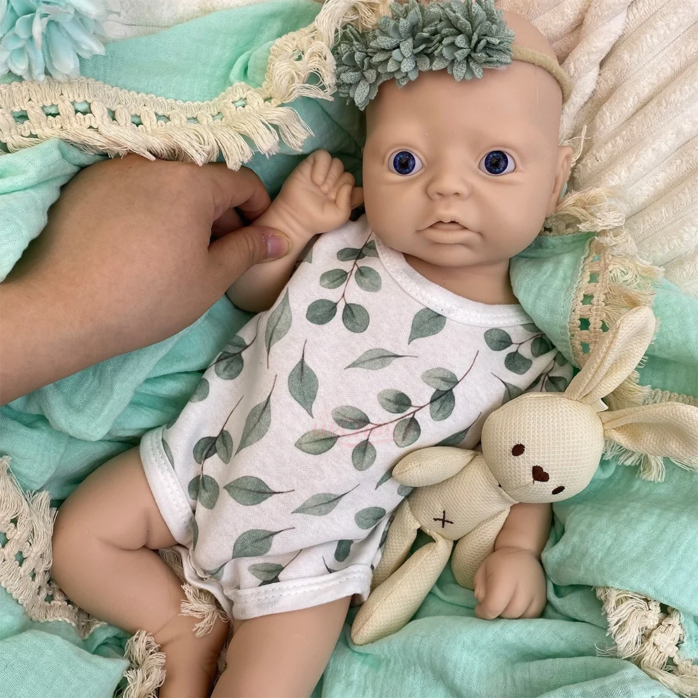 45cm Huggable Boy Realistic Soft Silicone Reborn Doll Handmade DIY Customizable Base Washable Doll for Art Artists