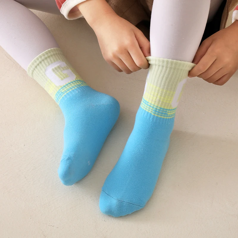 LJMOFA 5Pair Kids Boy Girl Sock Fashon Simplicity Solid Color Calf Sock Toddler Spring Autumn School Cotton Warm Sport Sock C170