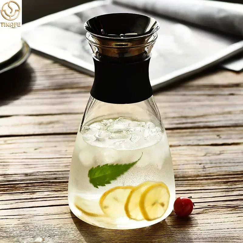 

1/1.5L Glass Pitcher with Lid,Heat Resistant Glass Water Carafe for Hot/Cold Beverages - Water, Cold Brew, Iced Tea & Juice