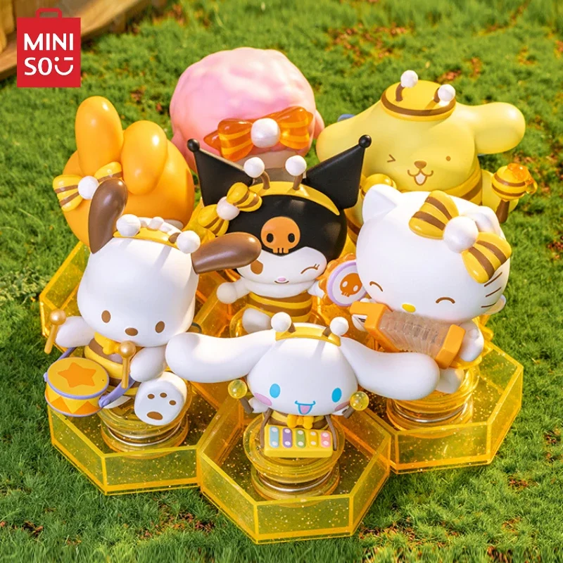 

MINISO Sanrio глухая коробка Bee концертная серия загадочная коробка Hello Kitty детский день Рождественский подарок игрушки настольное украшение кукла подлинная