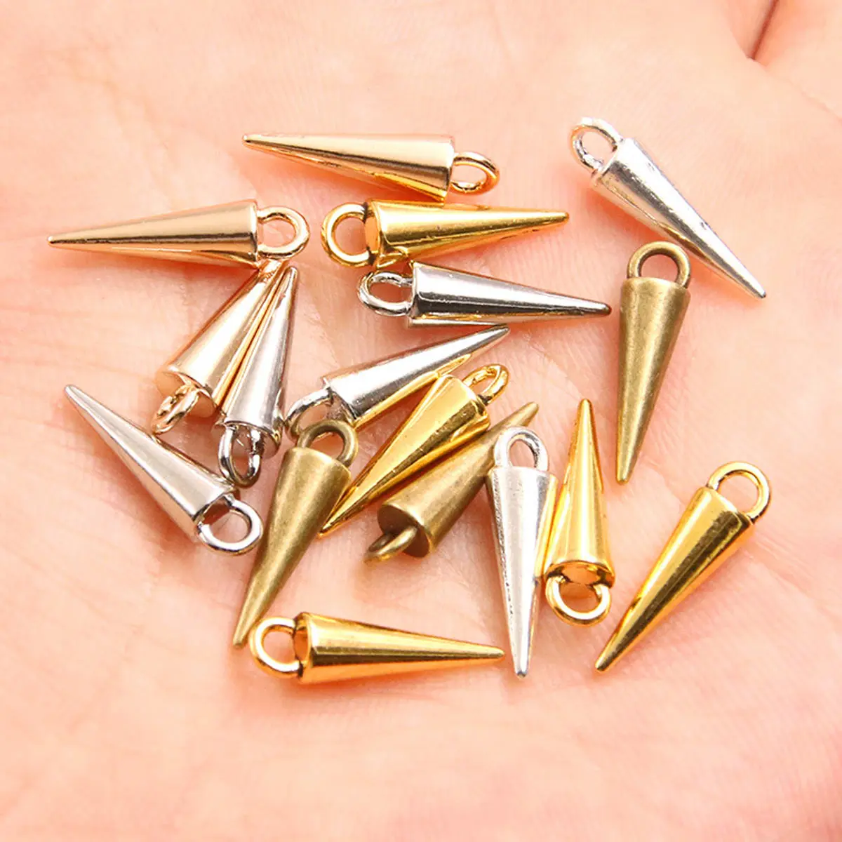 500Pcs Zinc Metal Pendants Silver Bronze Tone Cone Spike Tear Rivet Punk Studs For Earrings Jewelry DIY Charms 15x4mm