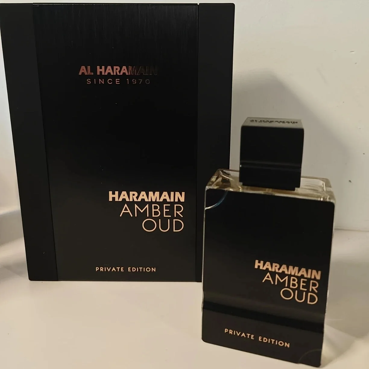 

Al Haramain Amber Oud - Private Collection perfume for men and women - Persistent, musky and cedar notes