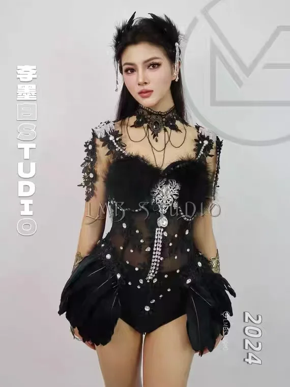 Seksowny strój bikini z piórami, luksusowy kombinezon z diamentami, błyszczące zdobienia z koralików, perłowe frędzle, stroje do jazzu, tańca na rurze, dla piosenkarki, na scenę, na bal maturalny.