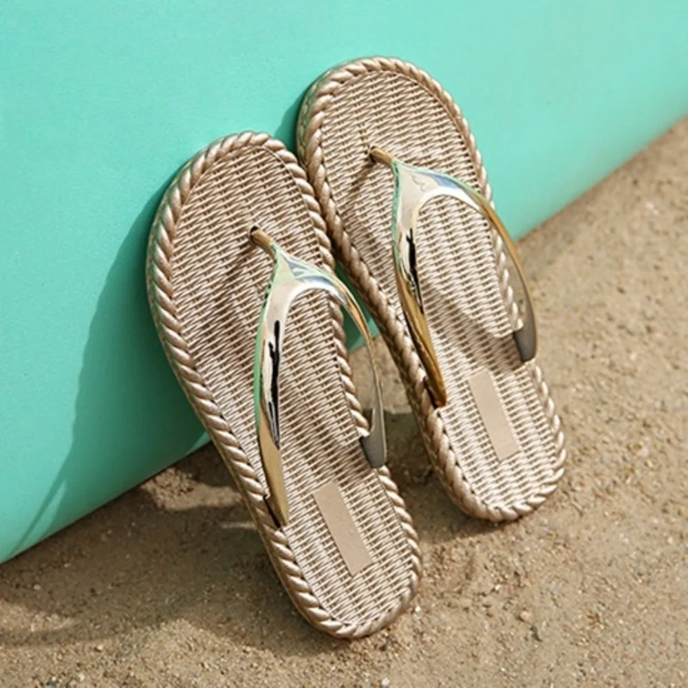 

Sweet Holiday Silver Glossy Flip Flops Non-Slip Waterproof Seaside Sandals Shoes Gold Vacation Beach Slippers Outdoor