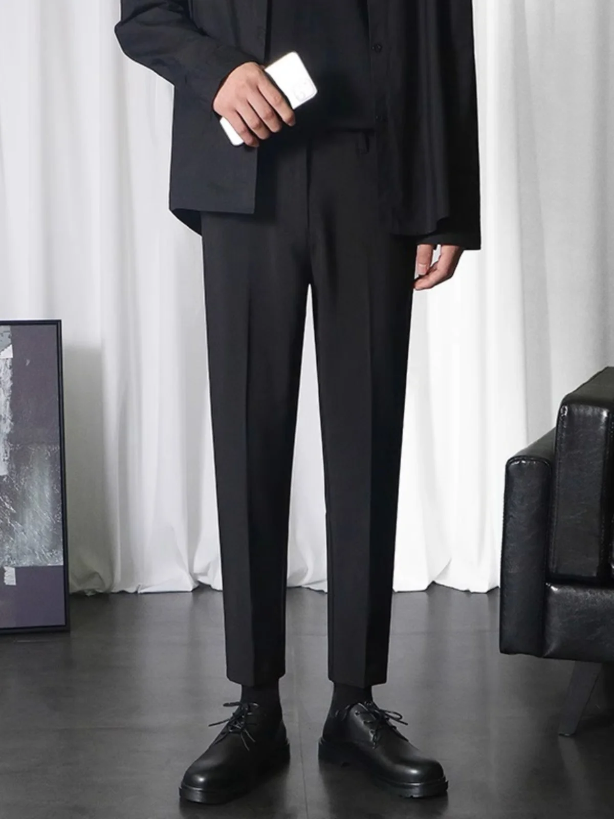 

Мужские повседневные брюки прямого кроя из ледяного шелка, зауженные, для города, черные, летние, укороченные (7/8)