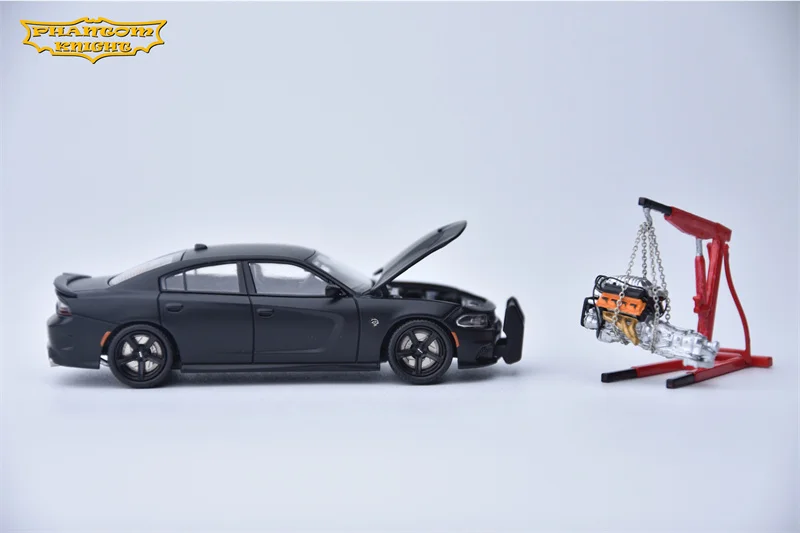 

Предзаказ: Коллекционная модель автомобиля Phantom Knight PK 1:64 SRT Hellcat Charger, литая под давлением, миниатюрный подарок