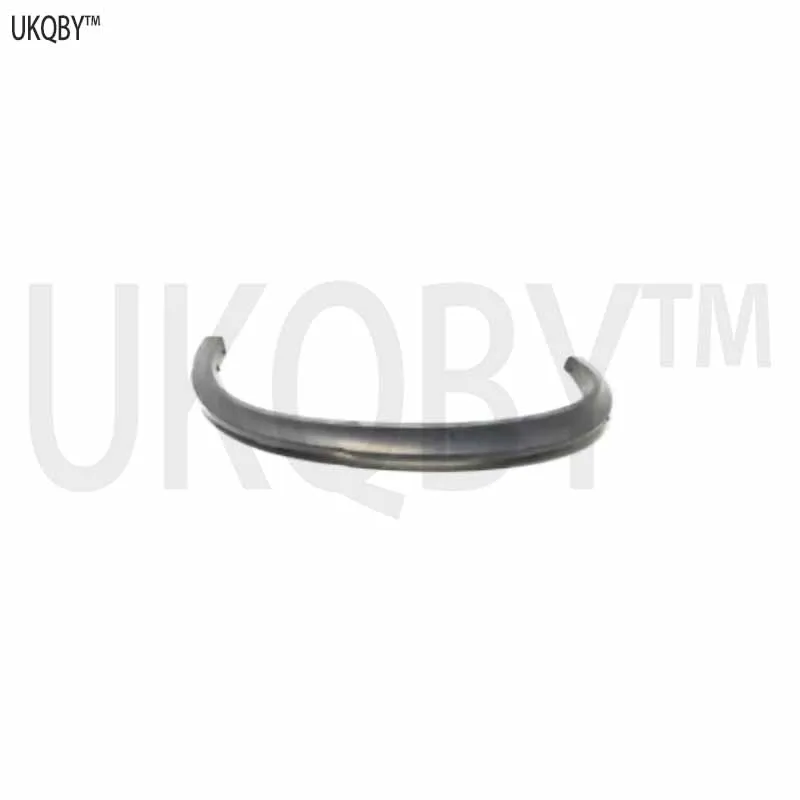 

The decorative panel wheel cover has been primed, and the right rear expansion rivet black hexagonal bolt 51777378584 5177737858