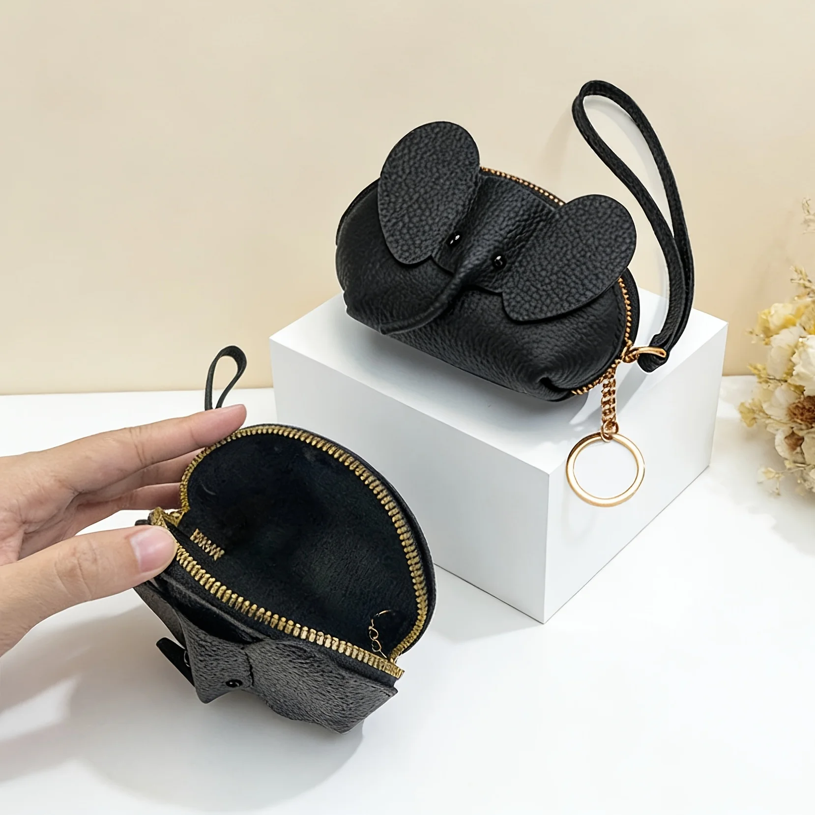 Cute Elephant‑Shaped Zipper Storage Pouch, Portable Handheld Bag with Hanging Strap for Keys, Travel & Daily‑use