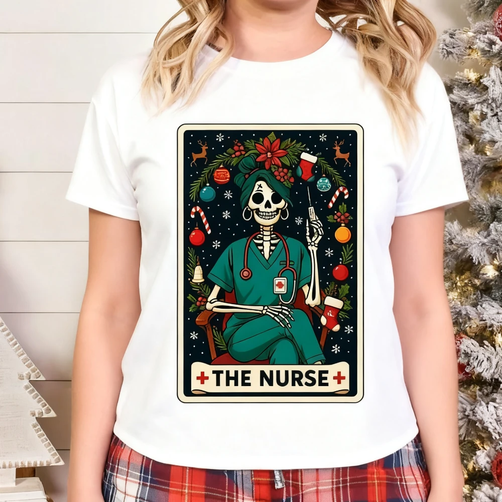 

Рождественская рубашка ER Nurse Tarot Emergency Nurse Life Holiday Tee Dia De Muertos Футболка с принтом медсестры и скелета Женская повседневная футболка