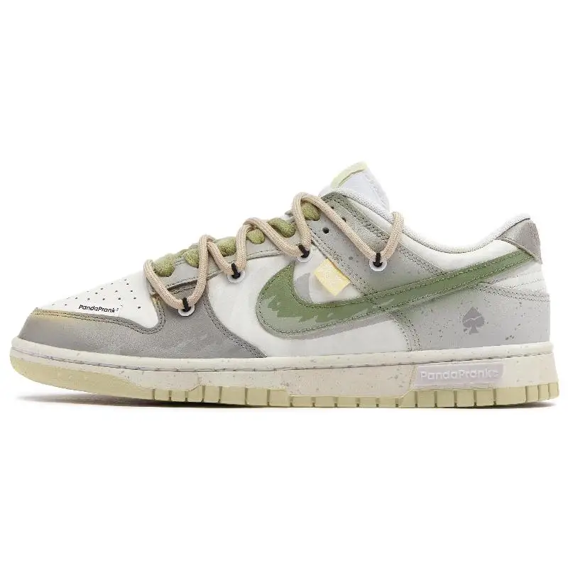 【Customize】Nike Dunk Skateboarding Shoes Women's Sneakers shoes FJ4742-100
