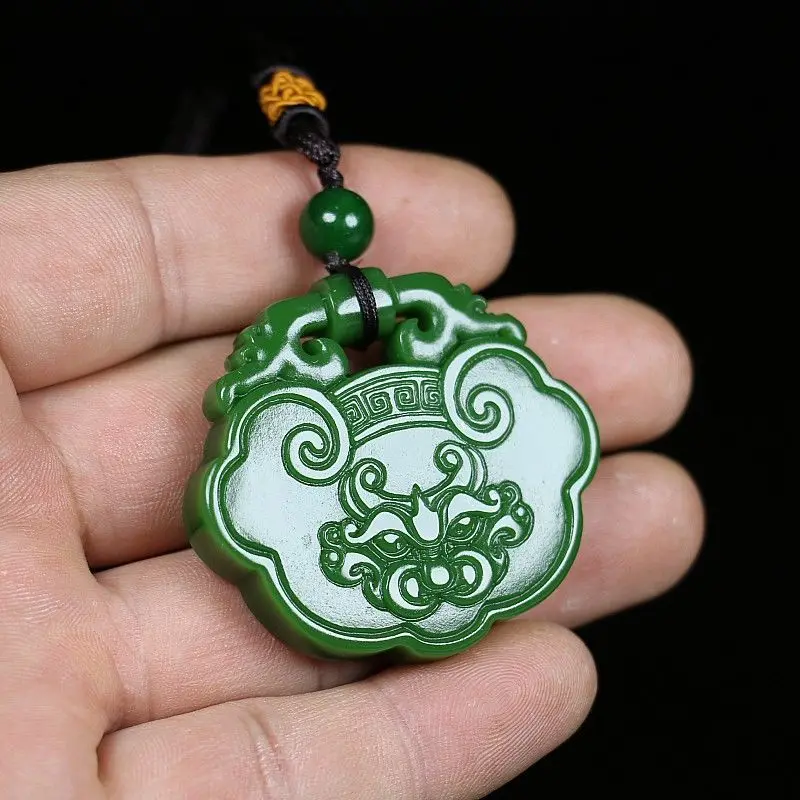 

Hetian Jade Jasper Color Spinach Green Long Life Rich Lock Double-sided Craftsmanship Blessing and Longevity y-old Outer Mongoli