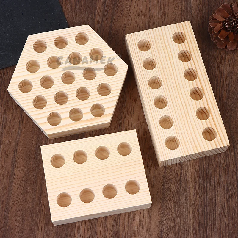 8 Holes 12 Holes 19…