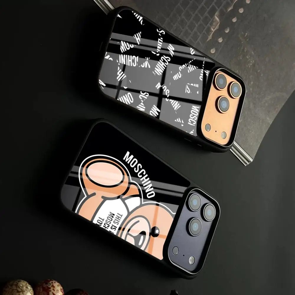 Capa de Celular Logo M-Moschino Es Bears PC+TPU para iPhone 17 Air 16 15 17 14 Pro Max 13 Lady 12 11 X XS XR Plus e Samsung S 26 24 23