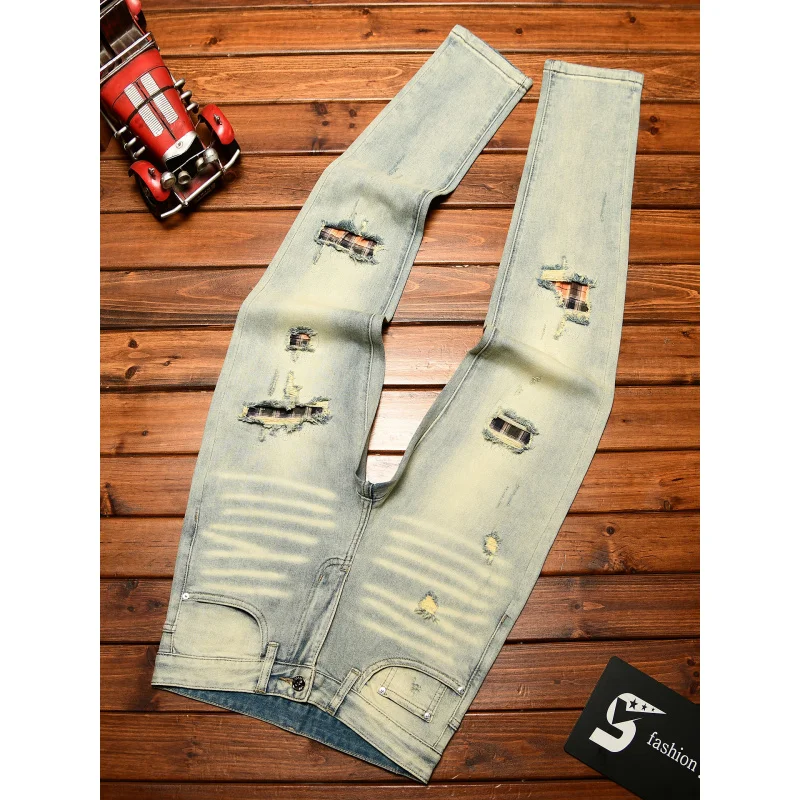 2025 الصيف رقيقة ملابس للرجال العلامة التجارية العصرية التخسيس الساق الصغيرة الجينز الرجال خمر لكمات السراويل