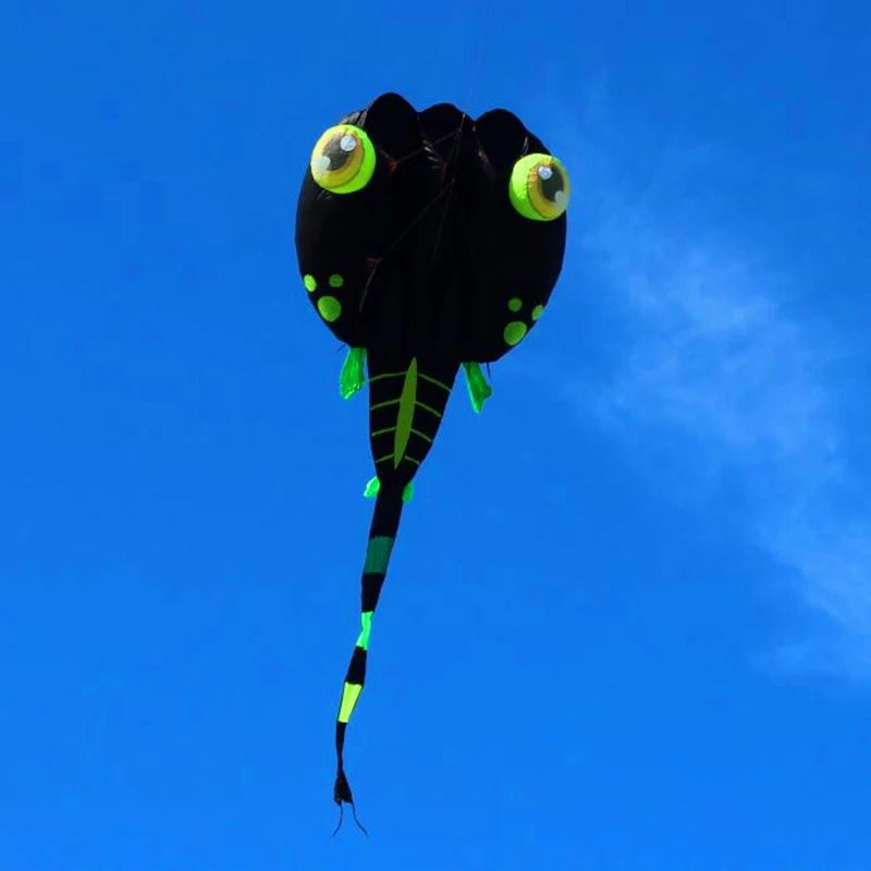 

free shipping black tadpole kites octopus flying kite children outdoor games carretilha de pipa peonzas con cuerda parachute fun