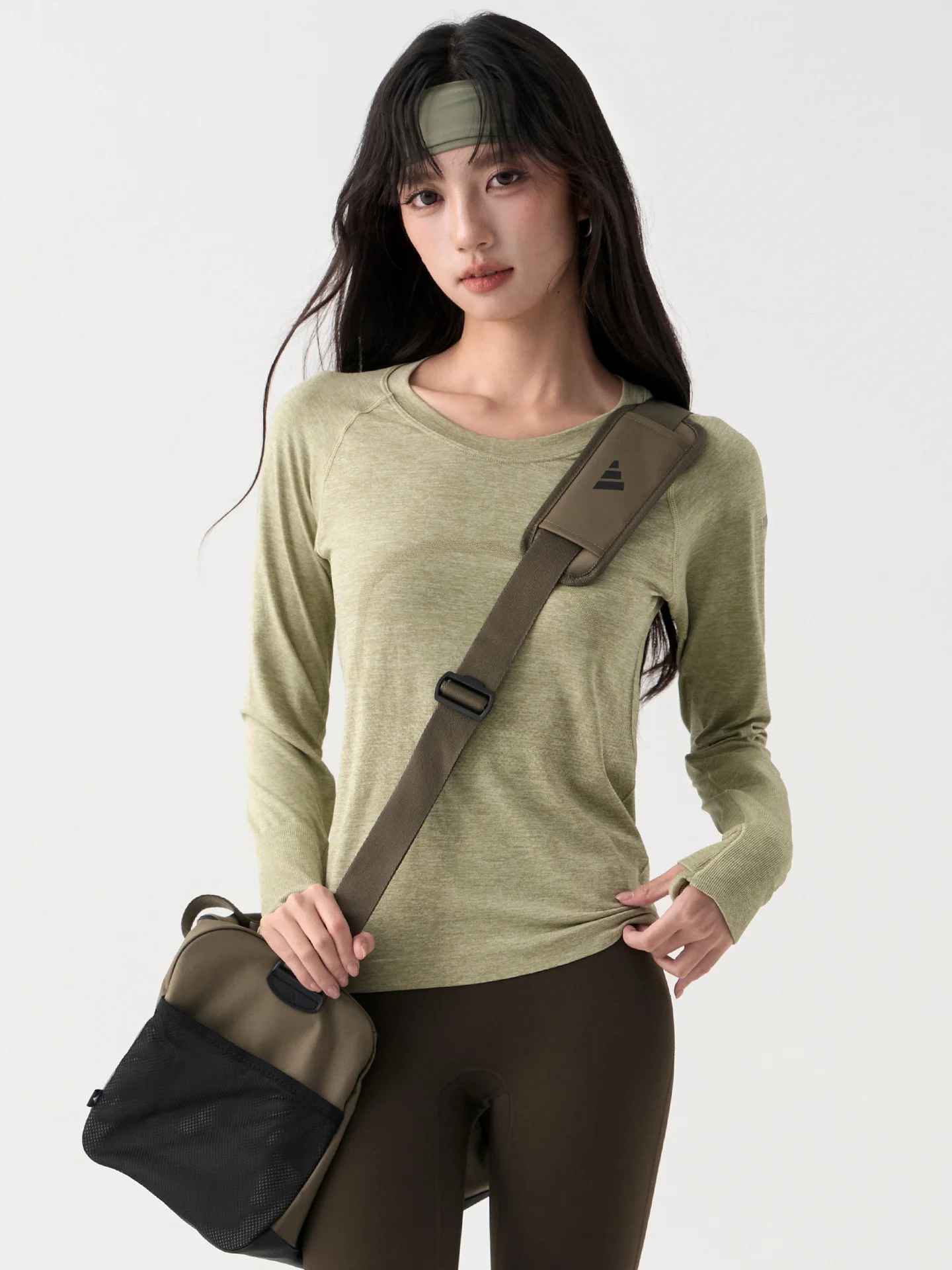 

Women's Yoga Sportswear Top 2026 Long Sve Breathable Fitn Running T-irt Outdoor Pilates Training Polyester Fiber