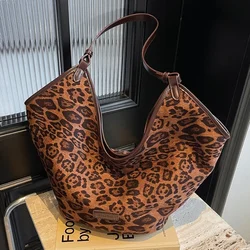 Leopard Print Bag Women Tote Bags Woman Bucket Bag Women Shoulder Bags Small Tote Bag for Women Shopping Bags Bolsos De Mujer