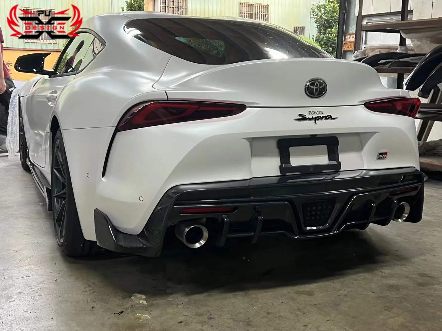 Wholesale  For Toyota Gr Supra A90 A91 Mk5 Carbon Fiber Rear Diffuser Toms Style Diffuser Lip Body Kit Exterior Parts Back Lip