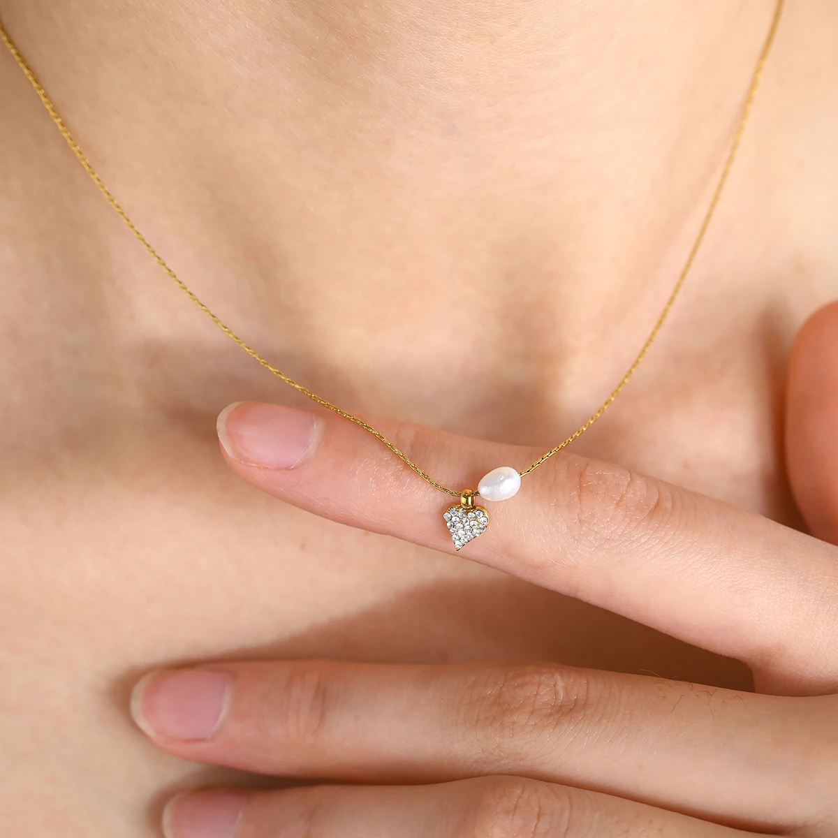 

WILD & FREE Elegant Crystal Heart Charm Necklace Bracelet 18K Gold Plated Stainless Steel Trendy Jewelry Set Waterproof