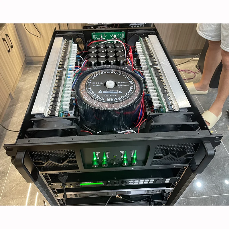 KFKD معدات الصوت مكبر للصوت 41300 مكبر كهربائي H 3U فئة 4-قناة صوت ستيريو رقمي 1300 واط * 2 مكبر كهربائي عالي