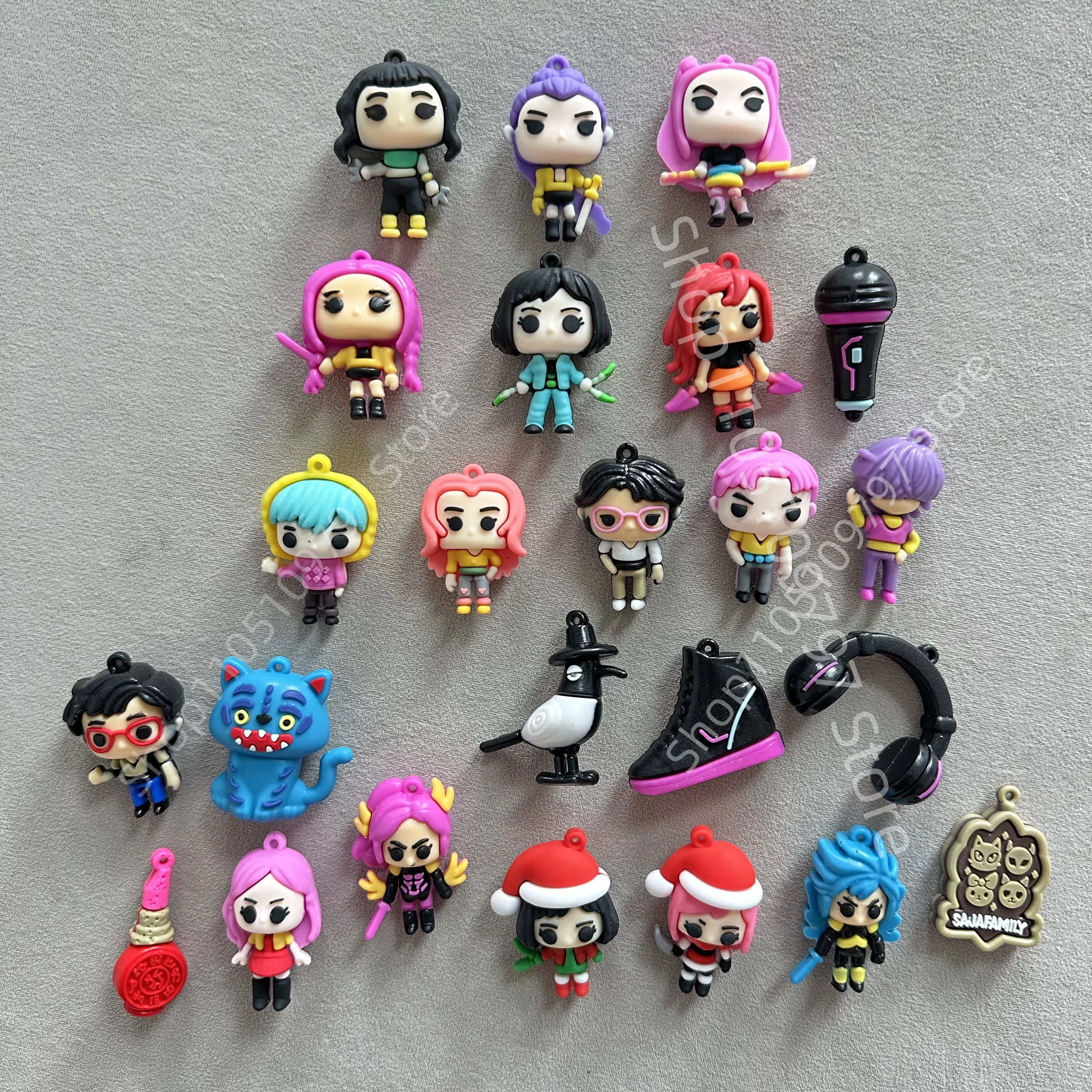 Kpop شيطان الصيادين تقويم القدوم هنتركس رومي ميرا زوي ساجا بنين ديربي النمر السنة الجديدة ديكور عيد الميلاد العد التنازلي اللعب الهدايا #3