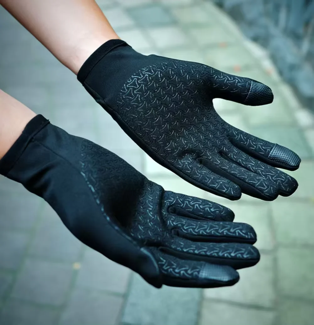Thumbnail 2 - #22 Compare Soccer Gloves Before You Buy