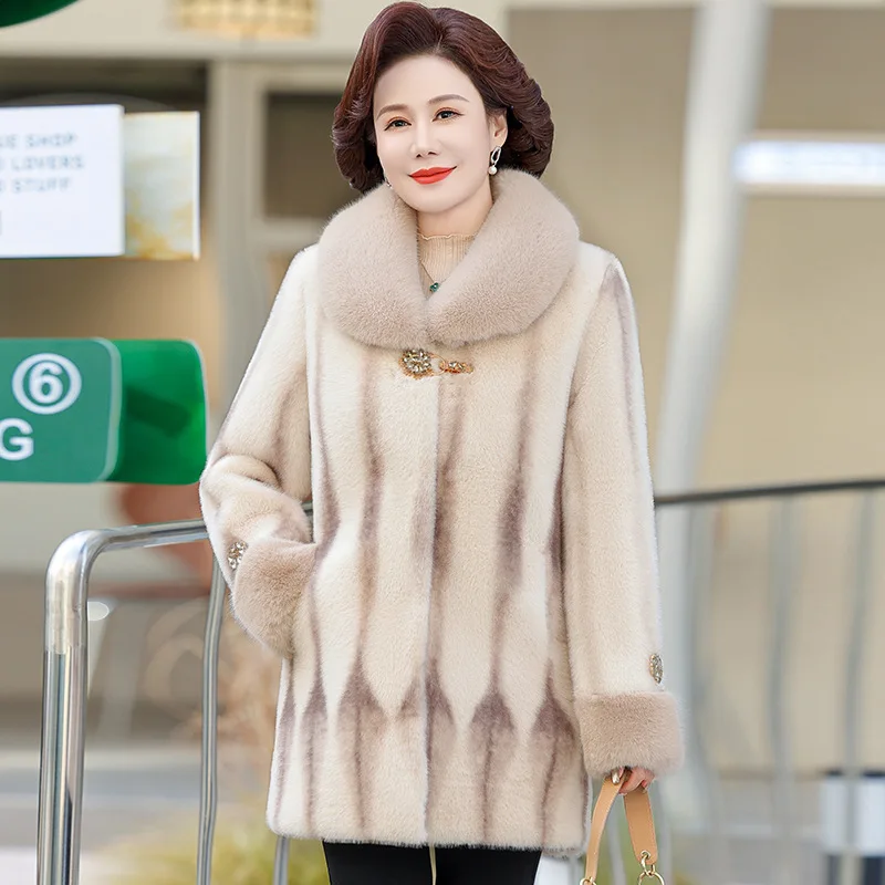 เสื้อโค้ทขนเฟอร์เทียมคุณภาพสูงสำหรับผู้หญิง ฤดูหนาว หนา อุ่น แจ็คเก็ตขนเฟอร์ สำหรับคุณแม่วัยกลางคน เสื้อคลุมยาวปานกลาง เสื้อคลุมตัวนอก
