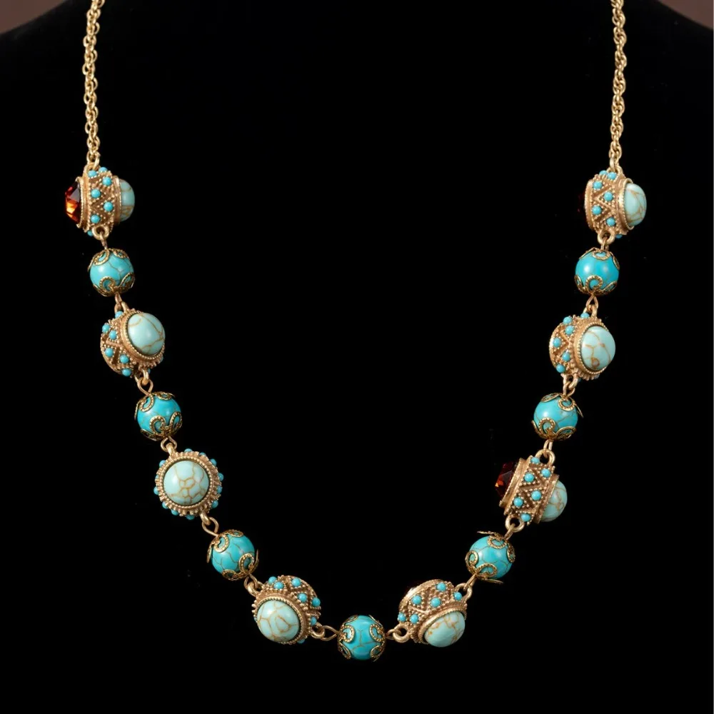 

Fashion Vintage Bezel-set Zirconium Turquoise Necklace Light Luxury Classic Statement Temperament Turquoise Necklace for Women