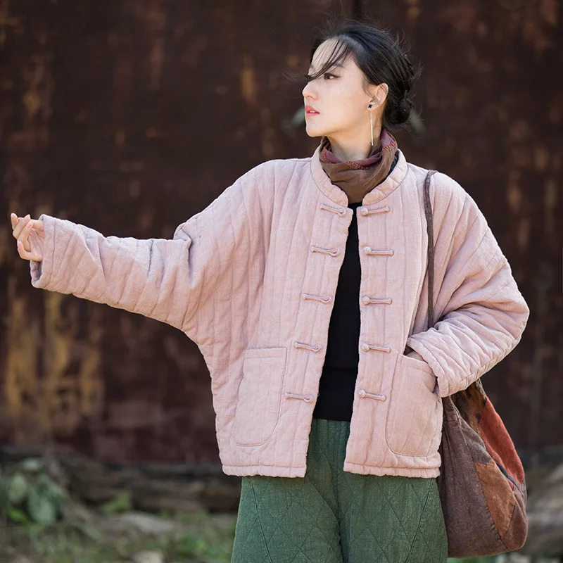 

2025 Winter Women's Ramie-Cotton Quilted Coat: Vertical Stitching & Wandering Zen Style.