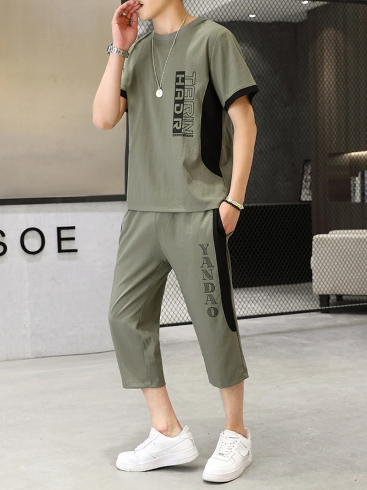 

Летний повседневный комплект из двух предметов: футболка из ледяного шелка и брюки 7/8 для мужчин, легкий, тонкий, с круглым вырезом