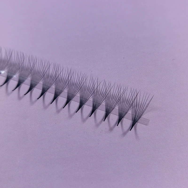 Customized Private Label Handmade Pointy Base Lash Fans 4D to 12D 0.05 0.07 1000 Fans Pre Made Fan Eyelash Extensions Premade Vo