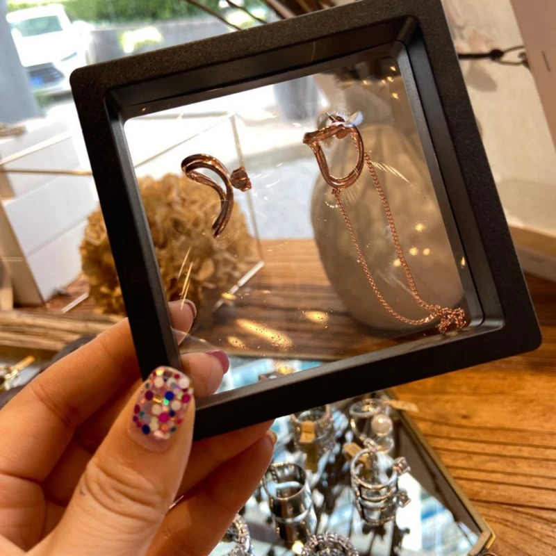 Challenge Coin Display Stand 3D Floating Transparent Phone Case Jewelry Specimen Military Medal Stand Frame Wholesale