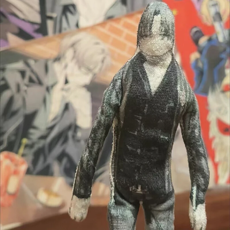 新しい抽象的なスレンダーなツイスト可能なぬいぐるみ 28 センチメートルゲームリムバスカンパニー紅魯ドンキホーテグレゴールコスプレ人形抽象的なおもちゃ