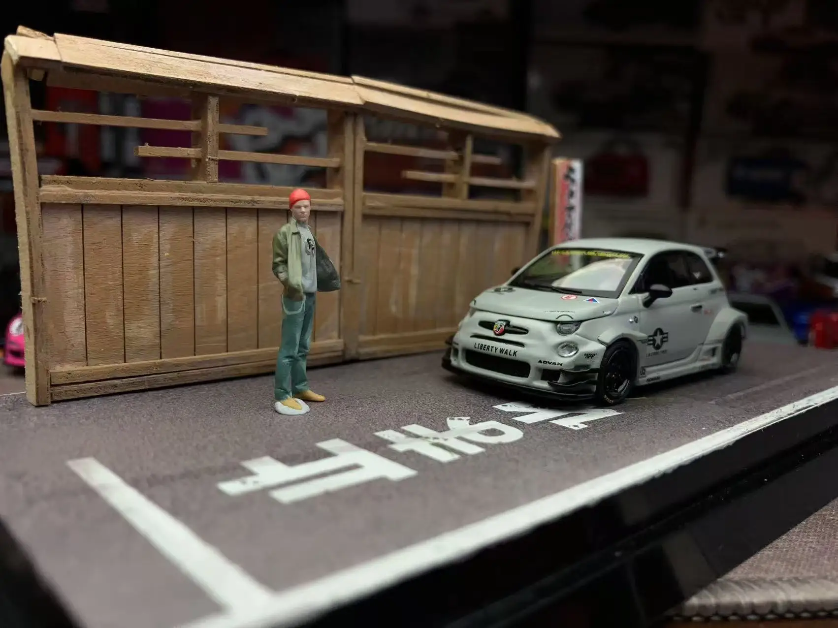 

MINI GT 1064 LB-WORKS x Abas Works Abarth 595 Fighters 1/64 With Figure Diecast Metal Car New