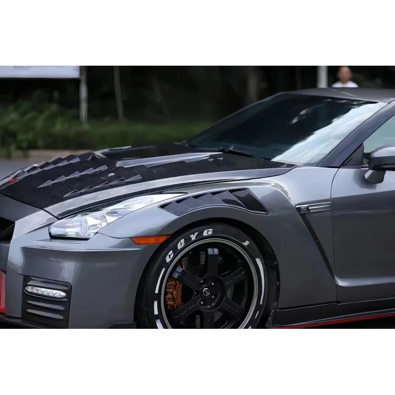 

Подходящие для Ares R35 GTR модифицированные передние крылья Nismo из углеродного волокна